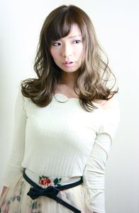 レンジシキチジョウジ <RENJISHI KICHIJOJI>さんのセミロング・アッシュ・流し前髪に関するスナップフォト(ID:174814)