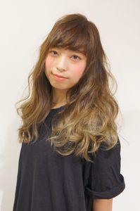 セルカヘアー<CERCA HAIR>さんのセミロング・流し前髪・ナチュラルに関するスナップフォト(ID:177093)