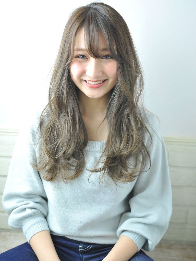 22年おすすめ 真似したい 大人なセミロングヘアカタログ Arine アリネ