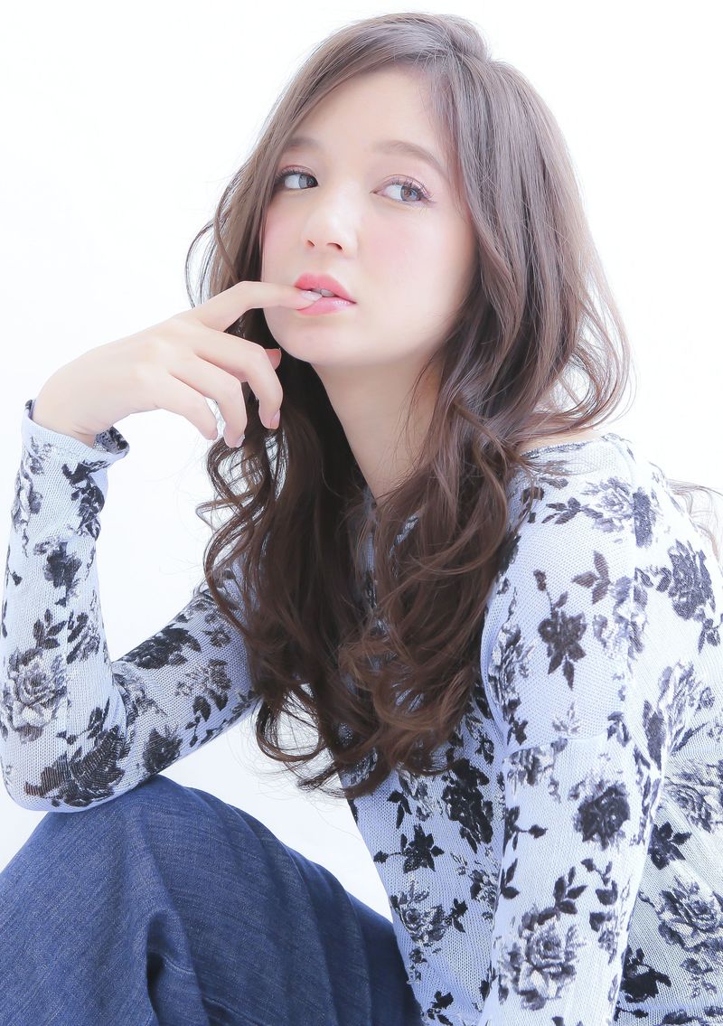 カバー力の高いパウダーファンデーション特集 塗り方ポイントも必見 Arine アリネ