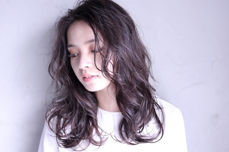 中岡 勇之さんのアッシュ・ウェットヘア・パーマに関するスナップフォト(ID:344994)