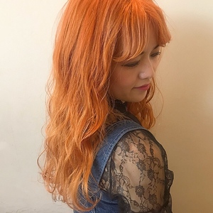 高木沙耶加さんのハイライトカラー・グレージュカラー・ヘアアレンジに関するスナップフォト(ID:379178)