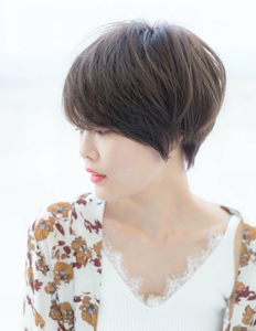 Fringe染谷正さんのマッシュショート・マッシュウルフ・グレージュカラーに関するスナップフォト(ID:420920)