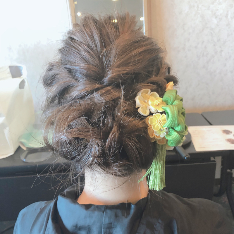 19卒必見 大学卒業式 一生に一度の特別な髪型をご紹介 Arine アリネ