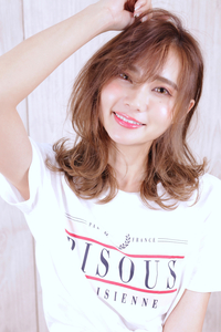 taka1000takaさんのアッシュ・グラデーションカラー・セミロングに関するスナップフォト(ID:674411)