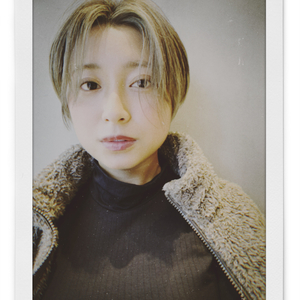 toshiyaatoさんのヘアカタログ・ハイライト・センターパートに関するスナップフォト(ID:827159)