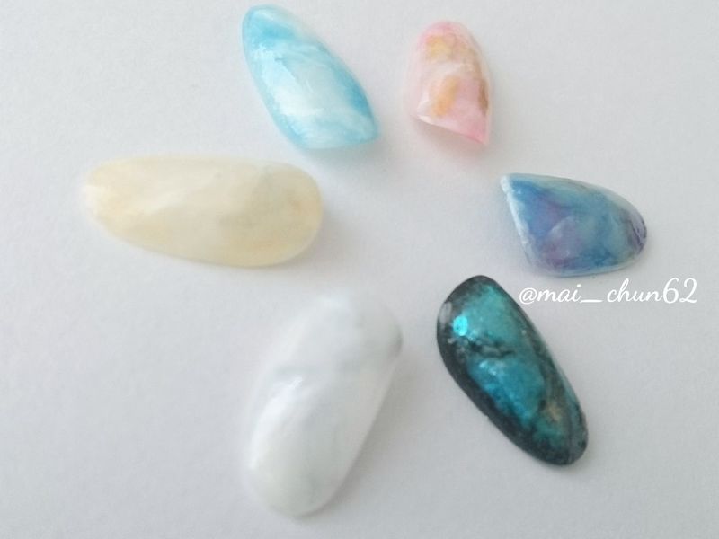 セルフで オールシーズン使える天然石風ネイルをしませんか Arine アリネ