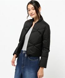 寒い冬でもおしゃれを楽しめる♡ショートダウンコートをチェック！