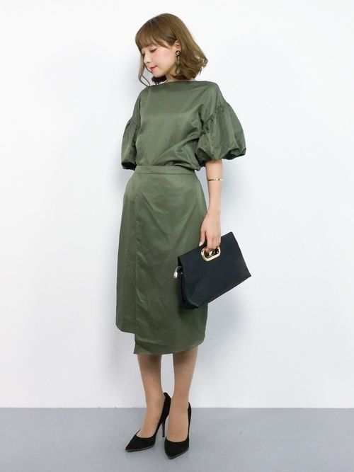 結婚式コーデ パーティードレスで秋らしくコーディネート Arine アリネ