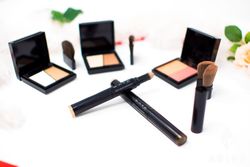 ケイトで作る"立体フェイス"シェーディングアイテムをチェックせよ