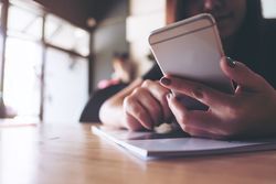 【あなたは大丈夫？】かまってちゃんの5つの特徴と対処法を徹底研究