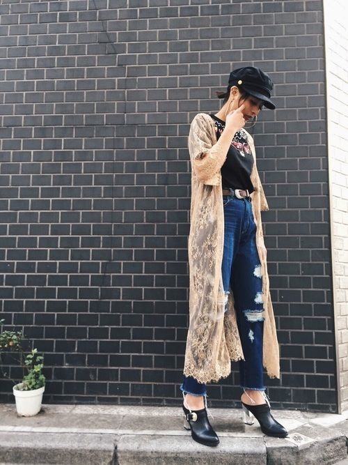 注目 レースガウンコーデ紹介 繊細なレースで女性らしく Arine アリネ