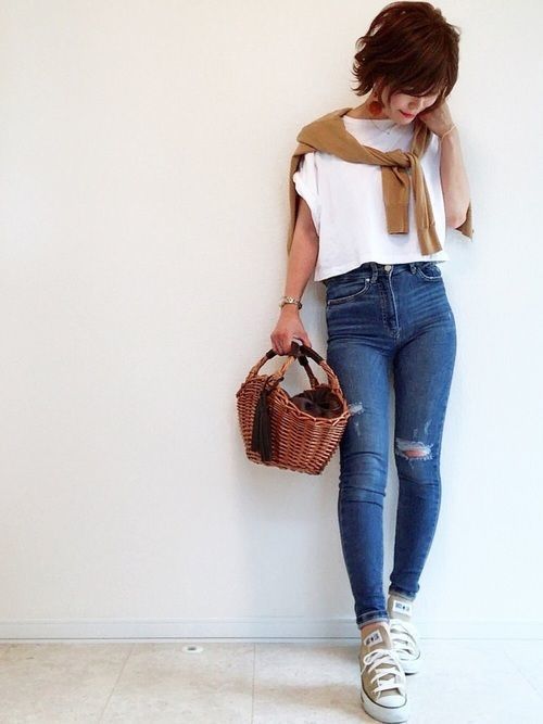 ベージュカーディガン でこなれ感を レディースコーデ25選 Arine アリネ