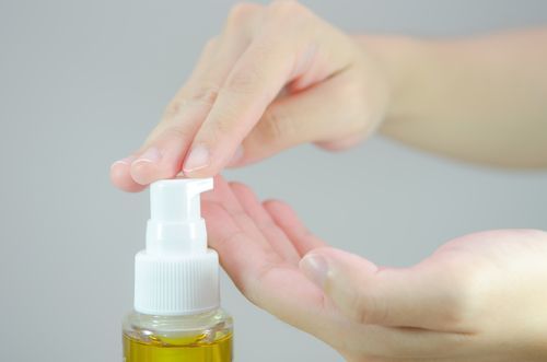 毛穴ケアどうしてる 話題のプチプラアイテムで毛穴の黒ずみをカバー Arine アリネ