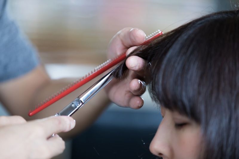 前髪セルフカット失敗対策 そんなときの応急処置アレンジを紹介 Arine アリネ