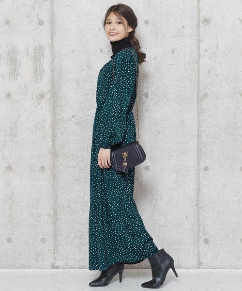 水玉ワンピースを大人かわいく ブランド コーデをご紹介 Arine アリネ