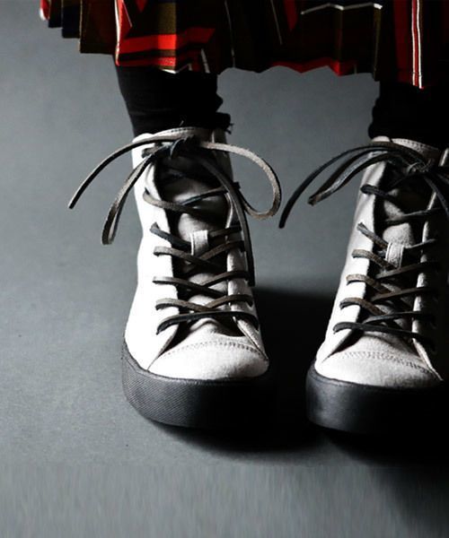 ハイカットスニーカーコーデ集 今年のカジュアルはこれでキマり Arine アリネ