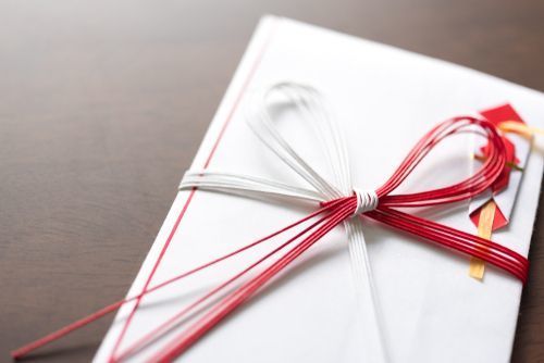 出産祝いの金額相場や知っておきたいマナーとは 祝儀袋の書き方も Arine アリネ