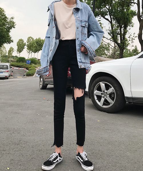 レディース おしゃれの幅が広がる ダメージスキニーコーデ特集 Arine アリネ