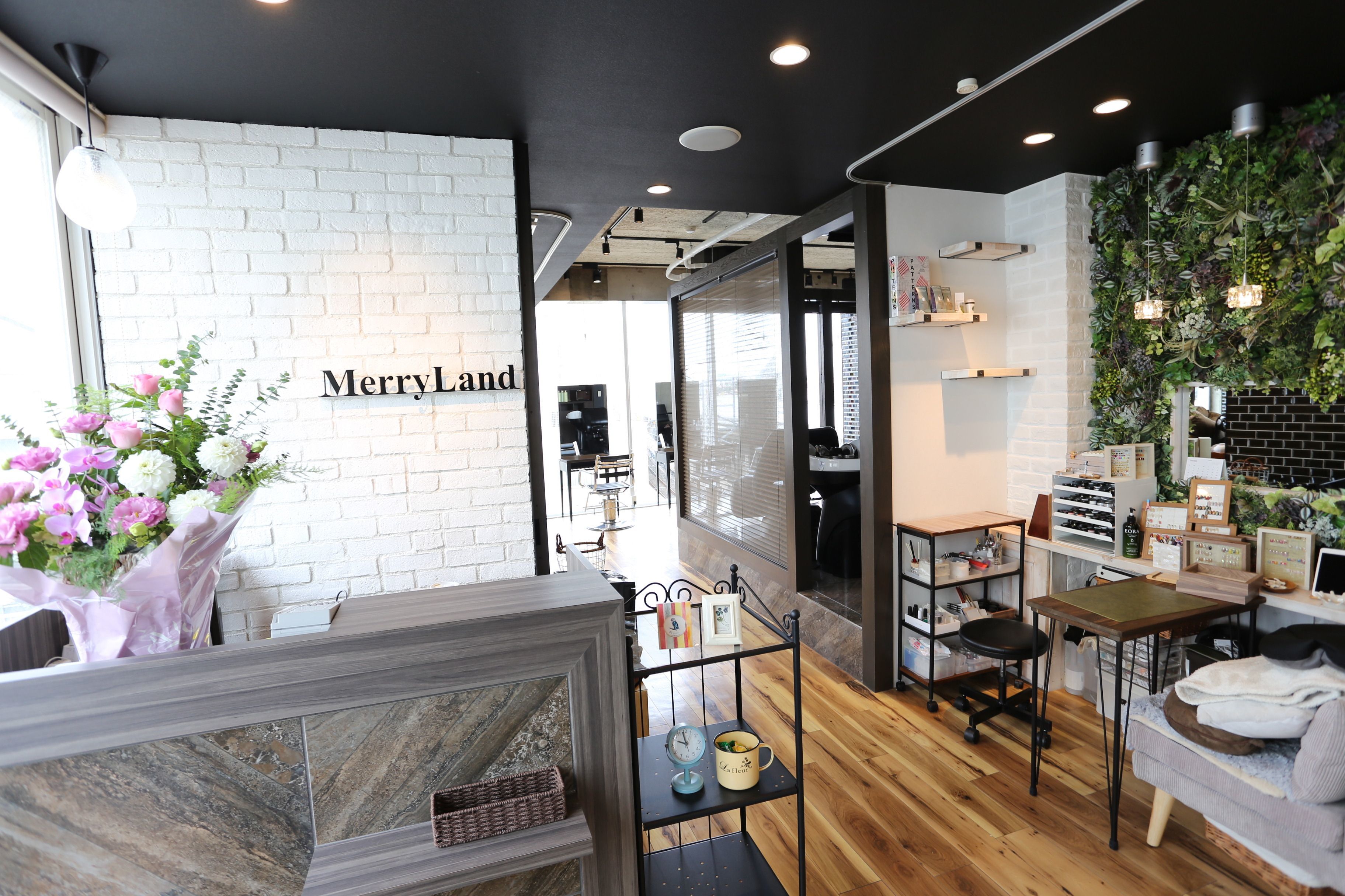 Merryland自由が丘 Arine アリネ